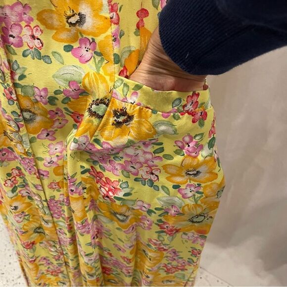 90’s-y2K 🥰 buttercup yellow vintage floral button front sleeveless maxi dress🌼 - Picture 9 of 10